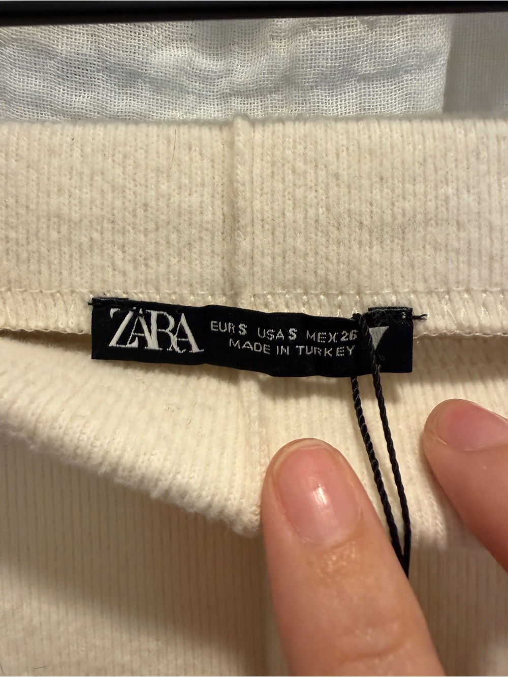 Zara Structured Knit Straight Midi Skirt 🤍 Ecru Cream New With Tags - Picture 3 of 3